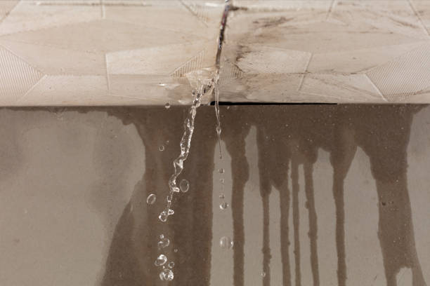 Professional Flood Damage Cleanup technician working in Breckenridge, MO